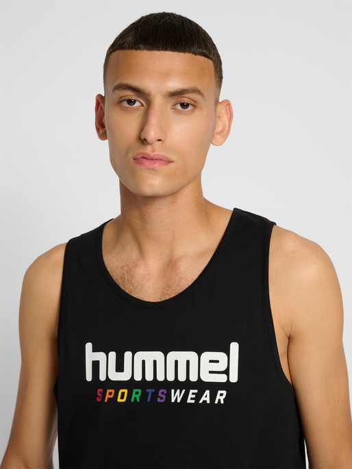 hmlRAINBOW SPORTSWEAR TANKTOP, 2001, model
