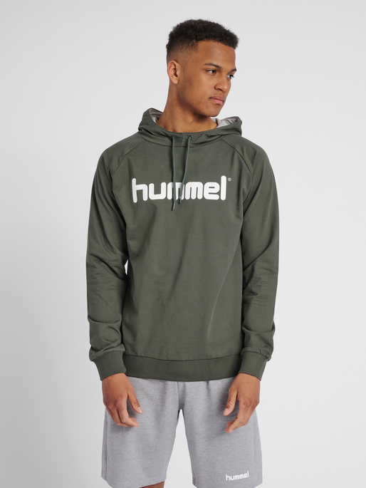 HMLGO COTTON LOGO HOODIE, !URBAN CHIC, model