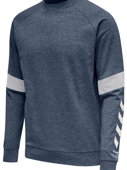 hmlCONNOR SWEATSHIRT, 8252, model