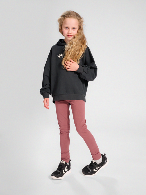 hmlOCTOVA HOODIE, 1525, model