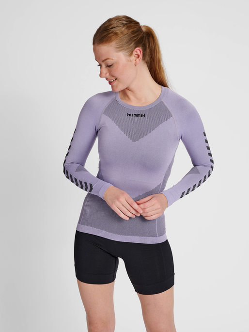 HUMMEL FIRST SEAMLESS JERSEY L/S W, LAVENDER MELANGE, model
