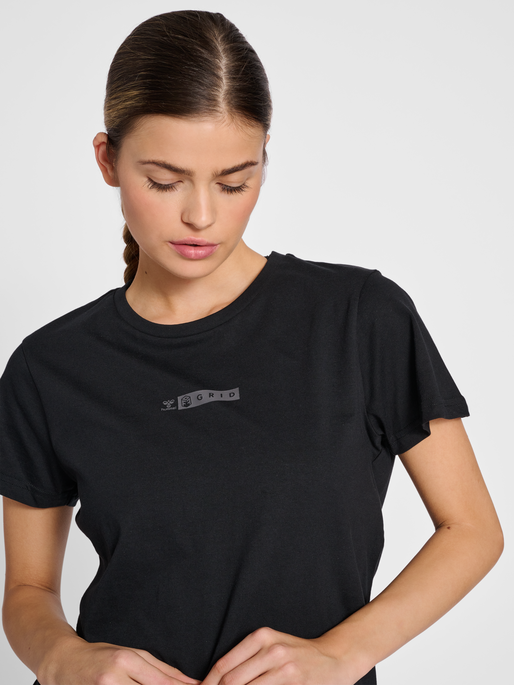 hmlOFFGRID TEE S/S WO, JET BLACK/FORGED IRON, model