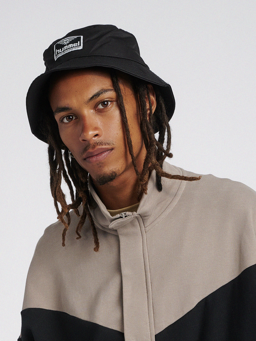 hmlVEJR HAT, 2001, model