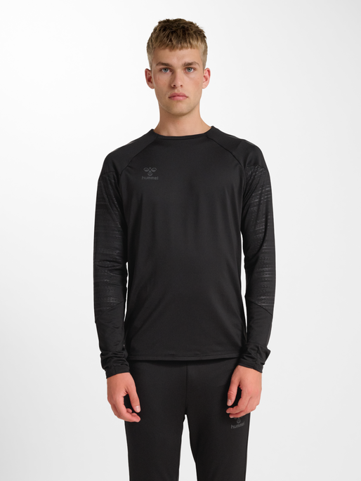 hmlPRO TRAINING CREW SWEAT, BLACK, model