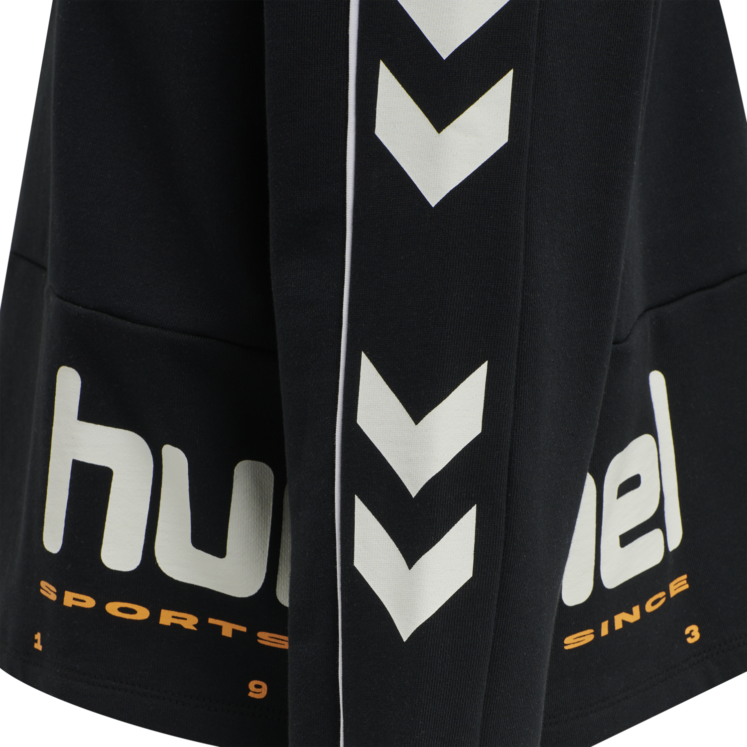 hmlLGC YOKO CROPPED HOODIE, BLACK, packshot