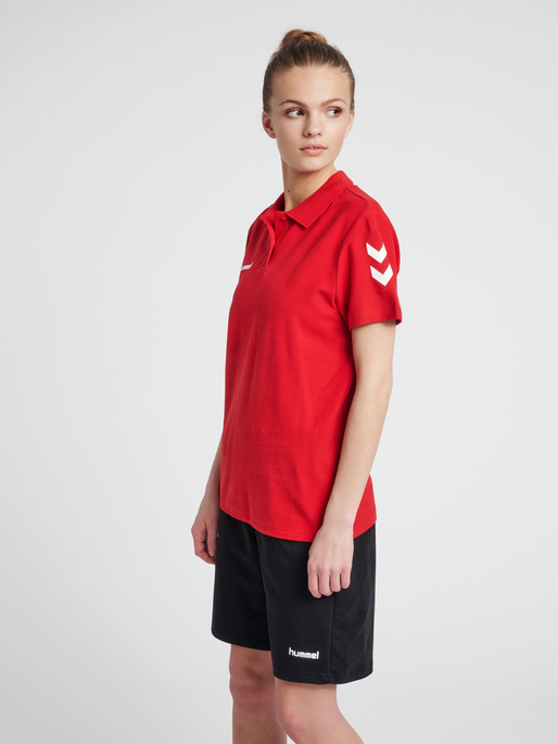 HMLGO COTTON POLO WOMAN, TRUE RED, model