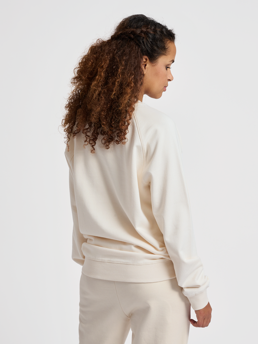 hmlHIVE WADE SWEATSHIRT, 9999, model