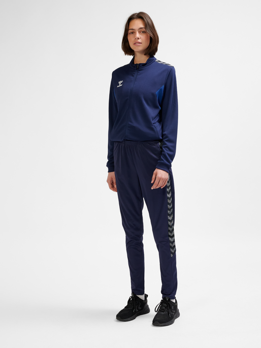 hmlAUTHENTIC TRAINING PANTS WOMAN, MARINE, model