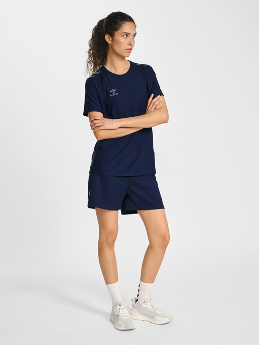 hmlCIMA 2.0 JERSEY S/S WOMAN, MARINE MELANGE, model