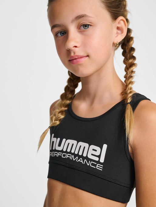 hmlJR PULSE SHORT TOP, BLACK, model