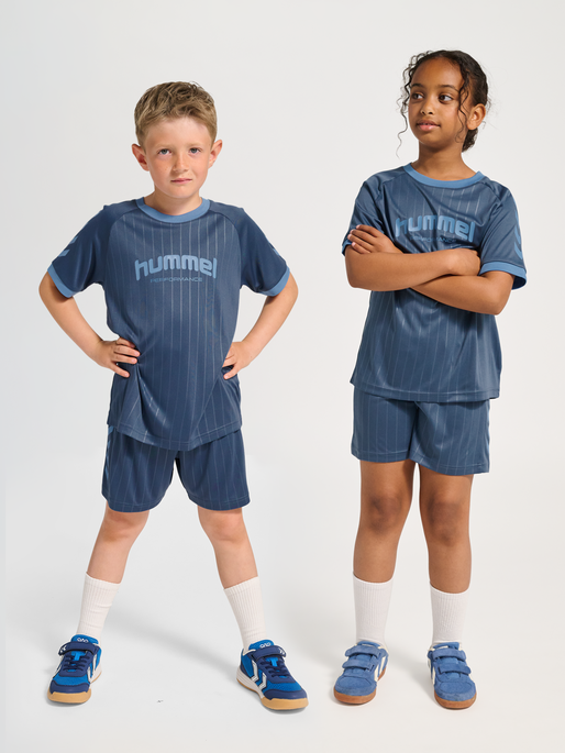 hmlJR GOAL STRIPE SET, BERING SEA, model