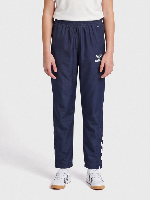 hmlCORE XK MICRO PANTS KIDS, MARINE, model