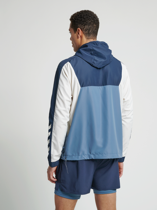 hmlALVIN HALF ZIP JACKET, CHINA BLUE, model