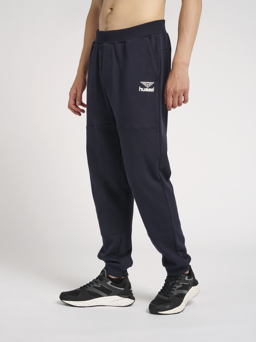 hmlSTEPHAN PANTS, 7381, model
