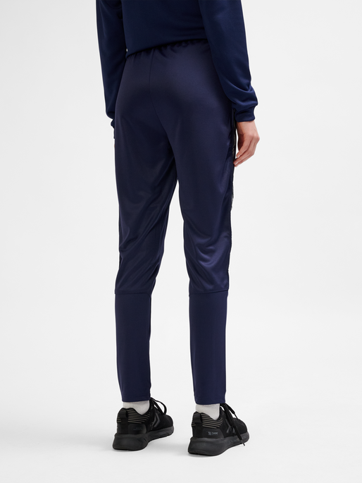 hmlAUTHENTIC TRAINING PANTS WOMAN, MARINE, model