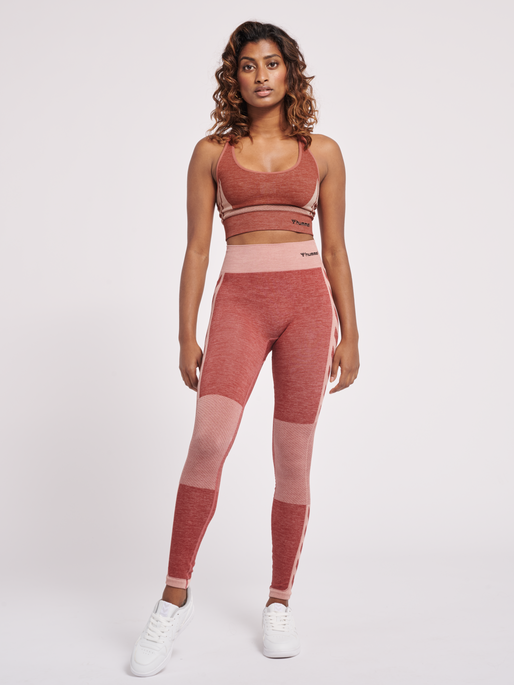 hmlCLEA SEAMLESS  SPORTS TOP, WITHERED ROSE/ROSE TAN MELANGE, model