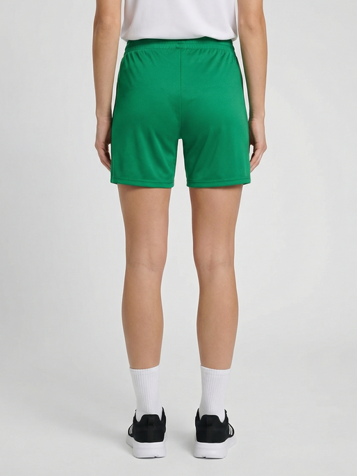 hmlESSENTIAL SHORTS WOMAN, JELLY BEAN, model