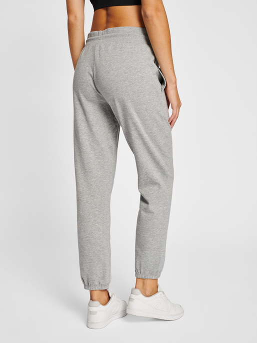 hmlIC BILLIE REGULAR PANTS, GREY MELANGE, model