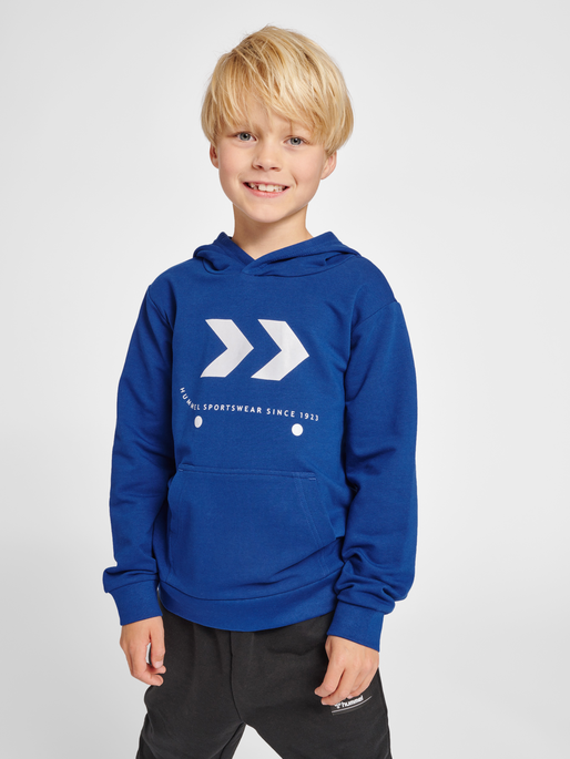 hmlSKATE HOODIE, SODALITE BLUE, model