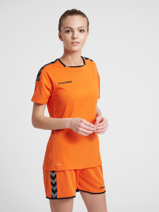 hmlAUTHENTIC POLY JERSEY WOMAN S/S, TANGERINE, model