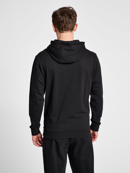 hmlOFFGRID HOODIE, 2715, model