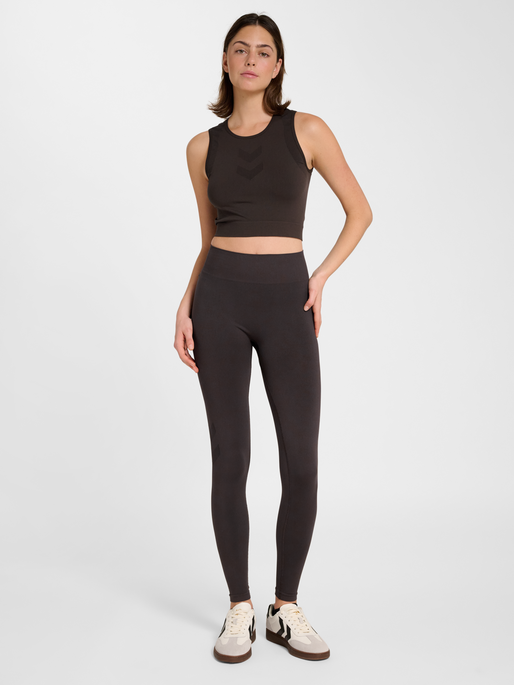 hmlHIIT SEAMLESS HIGH WAIST TIGHTS, AFTER DARK, model