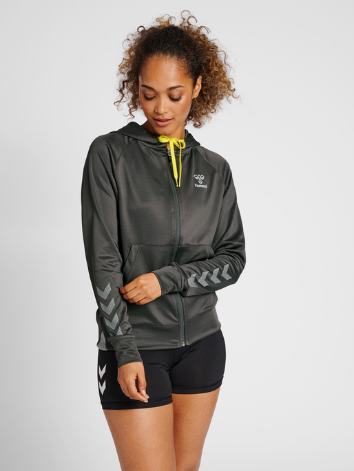 hmlGG12 ACTION ZIP HOODIE WOMAN, FORGED IRON, model