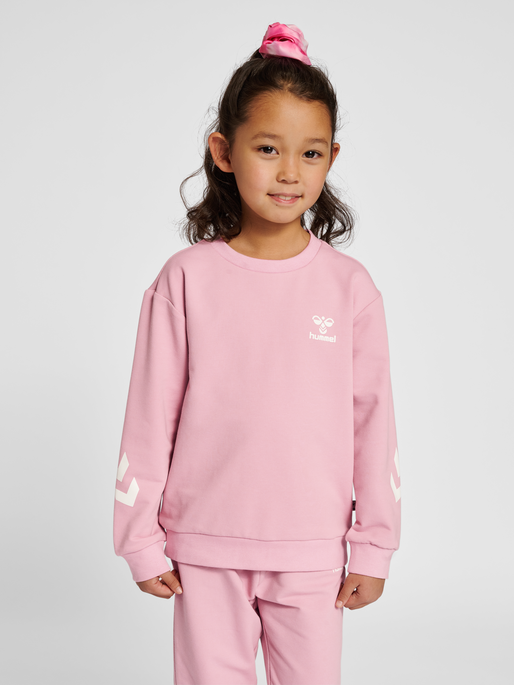 hmlVENTI TRACKSUIT, ZEPHYR, model