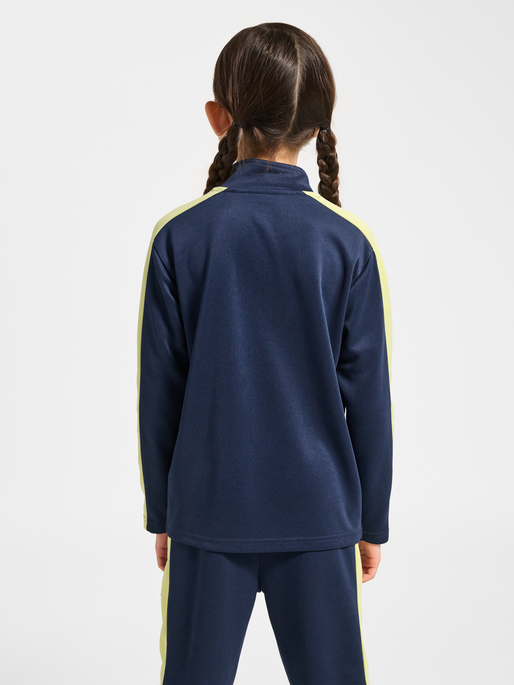 hmlJR GOAL HALFZIP, DRESS BLUES, model