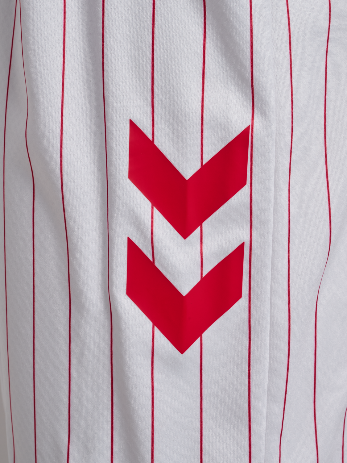 DBU 26 AWAY SHORTS, WHITE, packshot