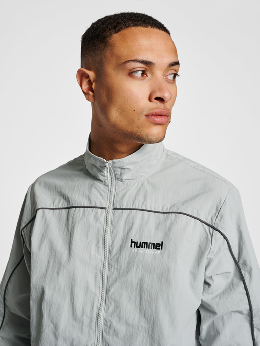 hmlLGC CELAB WOV ZIP JACKET, HARBOR MIST, model