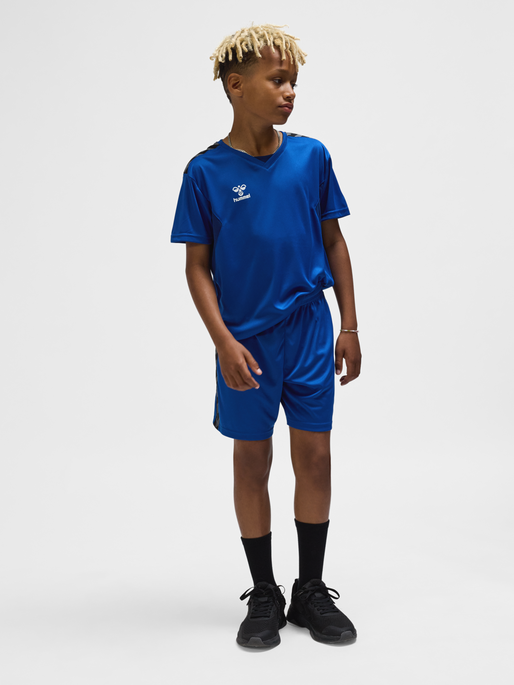 hmlAUTHENTIC PL SHORTS KIDS, TRUE BLUE, model