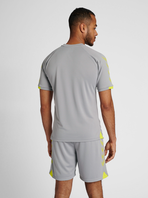 hmlGG12 ACTION JERSEY S/S, 1100, model