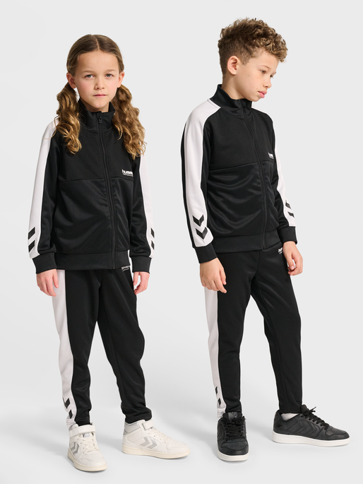 hmlJR COLORBLOCK TRACKSUIT, BLACK, model