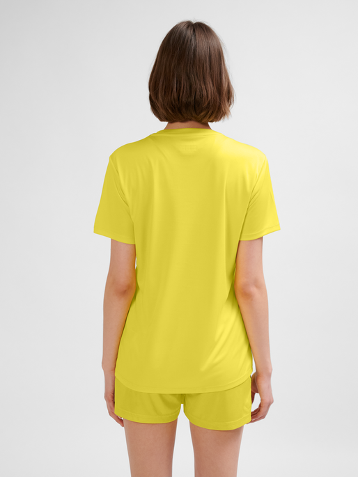 hmlESSENTIAL JERSEY S/S WOMAN, BLAZING YELLOW, model