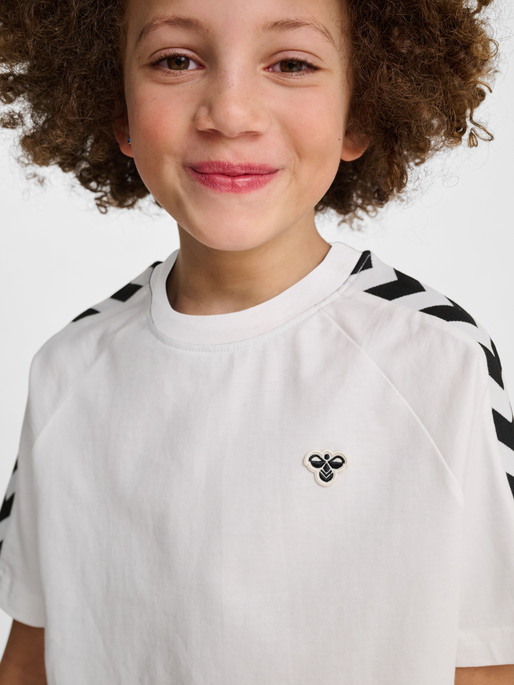 hmlJR ARCHIVE LOOSE T-SHIRT S/S, BLANC DE BLANC, model