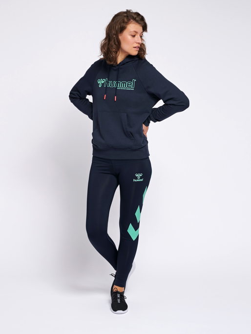 hmlNONI HOODIE, 1009, model