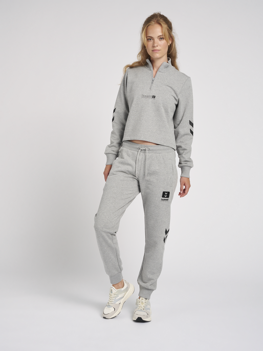 hmlLGC ALULA REGULAR PANTS, GREY MELANGE, model
