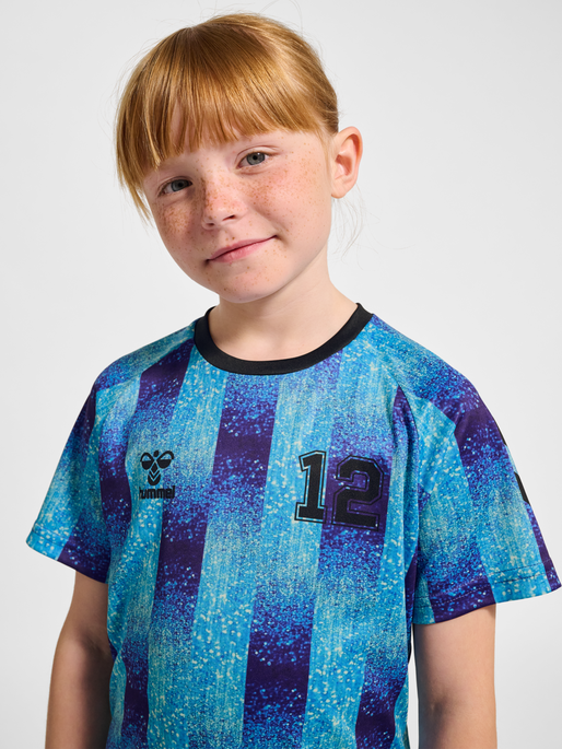 hmlSHIMMER T-SHIRT S/S, DAZZLING BLUE, model