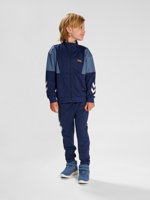 hmlMARTY ZIP JACKET, 1009, model