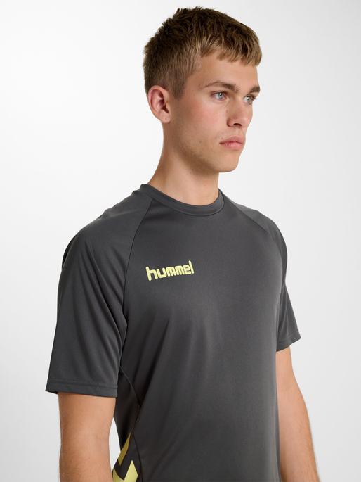 hmlPROMO SET, BLACKENED PEARL, model