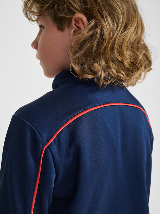 hmlJR TRACKSUIT, DRESS BLUES, model