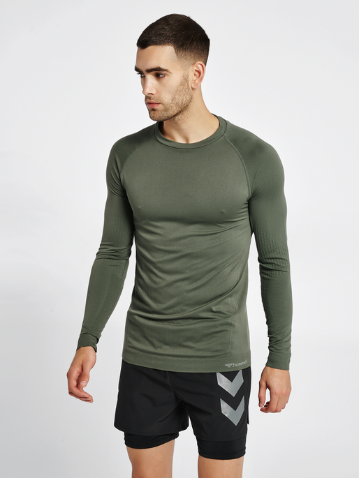 hmlSTROKE SEAMLESS T-SHIRT L/S, THYME, model