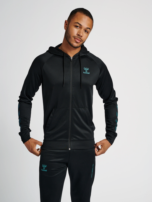 hmlGG12 ACTION ZIP HOODIE, 2951, model