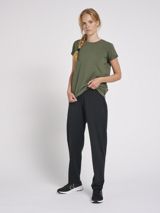 hmlLUISE LOOSE PANTS, 2001, model