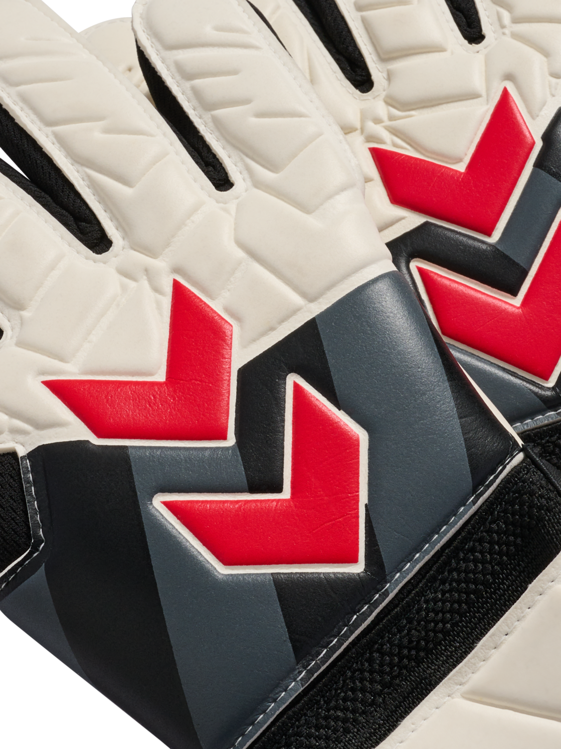 hmlGK GLOVES ALLROUND GRIP, WHITE/BLACK/RED, packshot