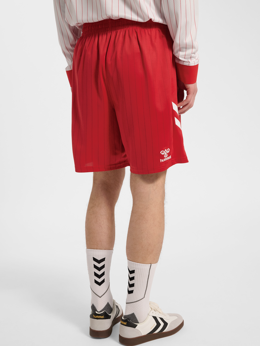 DBU 26 AWAY SHORTS, TANGO RED, model