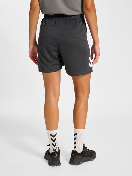 hmlLEAD 2.0 SHORTS WOMAN, ASPHALT, model