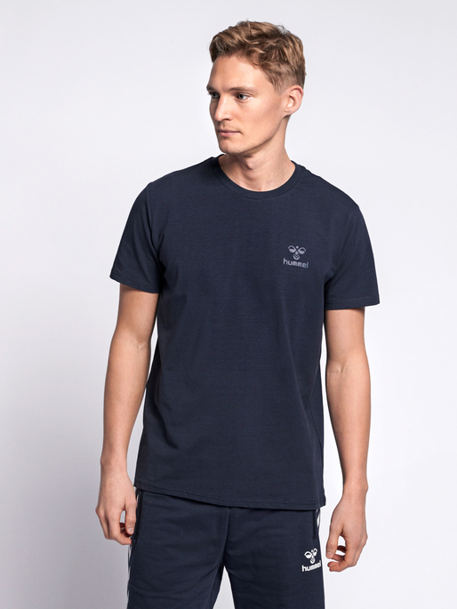 hmlSIGGE T-SHIRT S/S, 1009, model