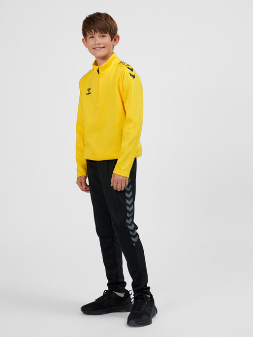 hmlCORE XK HALF ZIP POLY SWEAT KIDS, SPORTS YELLOW, model